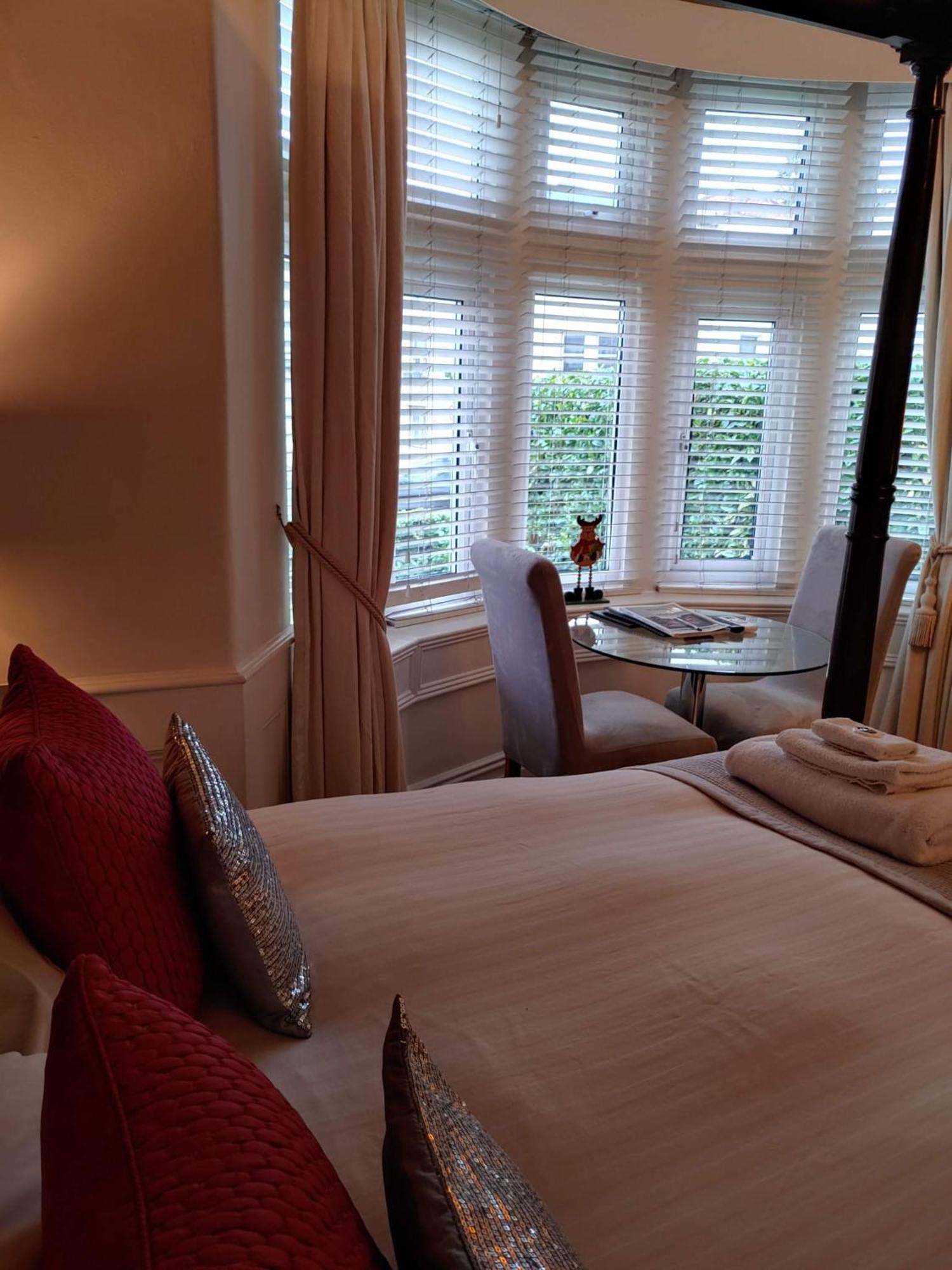 Bed and breakfast The House Boutique - In-room Breakfast - Free Parking Bath