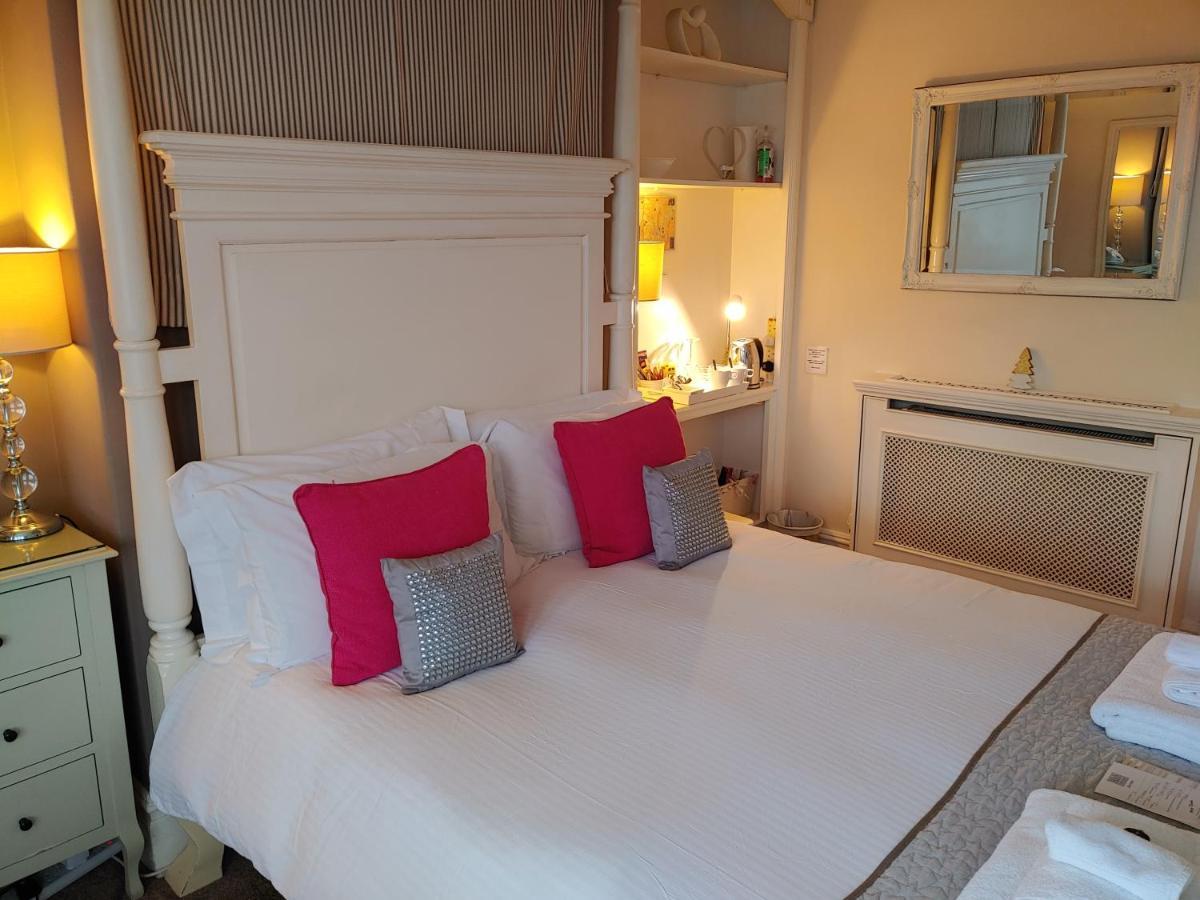The House Boutique - In-room Breakfast - Free Parking Couette-café 4*
